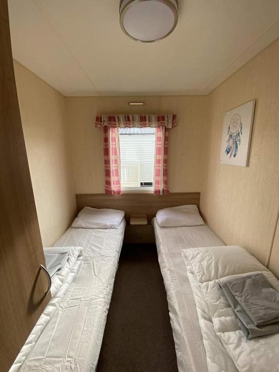 8 Berth Caravan Pg30 Chapel St. Leonards Extérieur photo