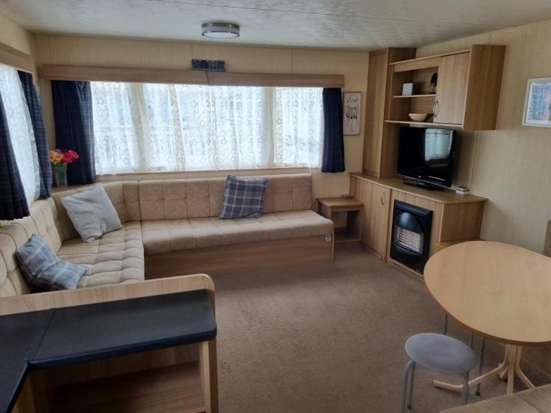8 Berth Caravan Pg30 Chapel St. Leonards Extérieur photo